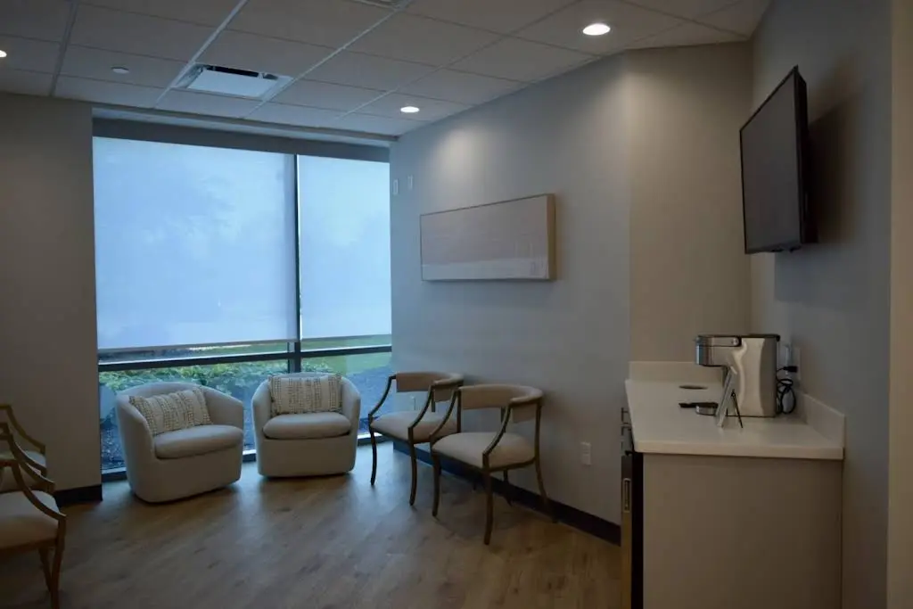 Luminous Dental