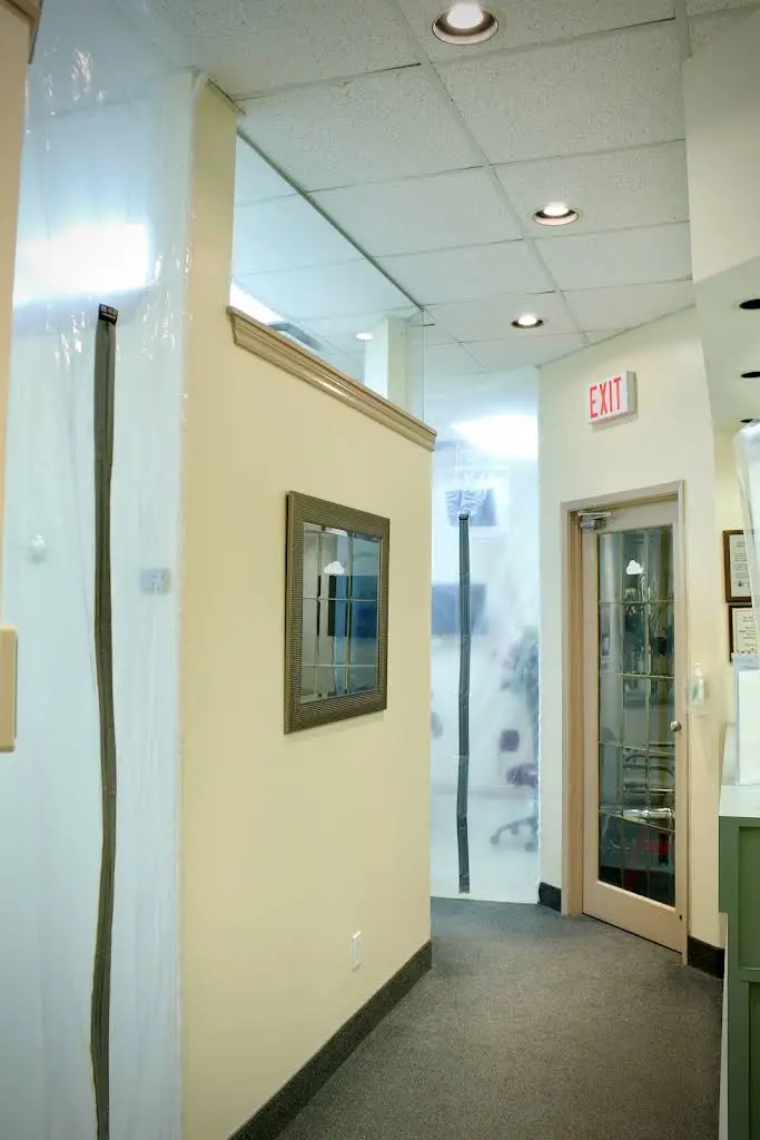 Safavi Dental Clinic