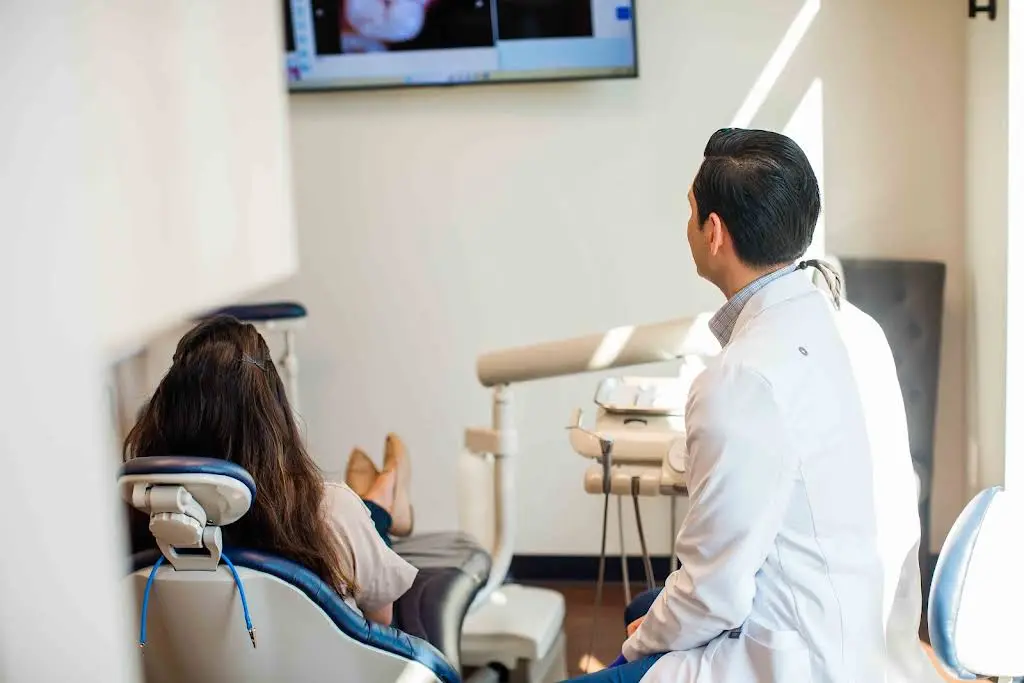 Grey Oak Dental