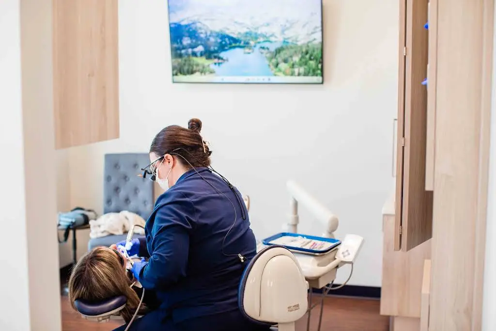 Grey Oak Dental