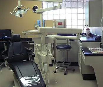 Rhonda F. Company DDS Andrea M. Company DDS & Associates General Dentistry