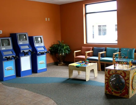 Dr. Lee Boyd Pediatric Dentistry