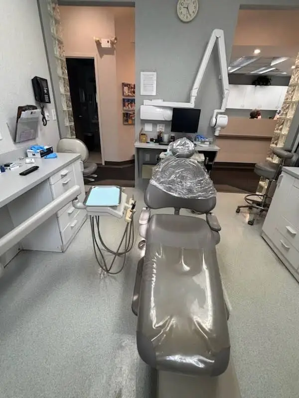 Dental Associates of Lyndhurst
