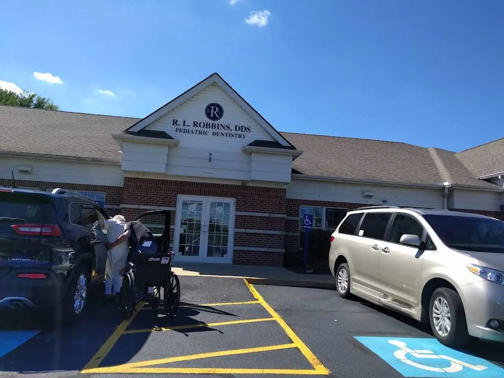 Rebecca L. Robbins, DDS, LLC Pediatric Dentistry
