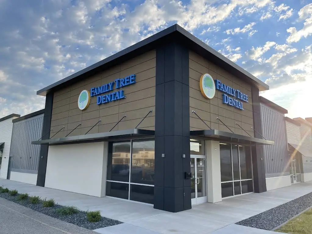 Family Tree Dental - Belpre