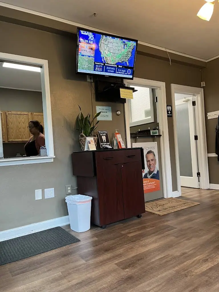 Richard Newhart, DDS