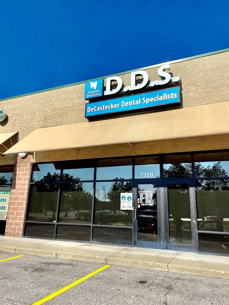 DeCastecker Dental Specialists, DDS