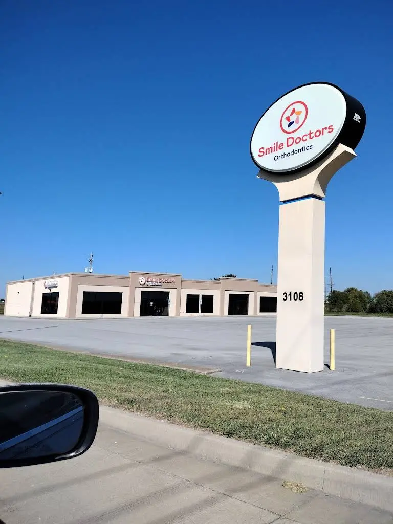 Smile Doctors Orthodontics - Marion