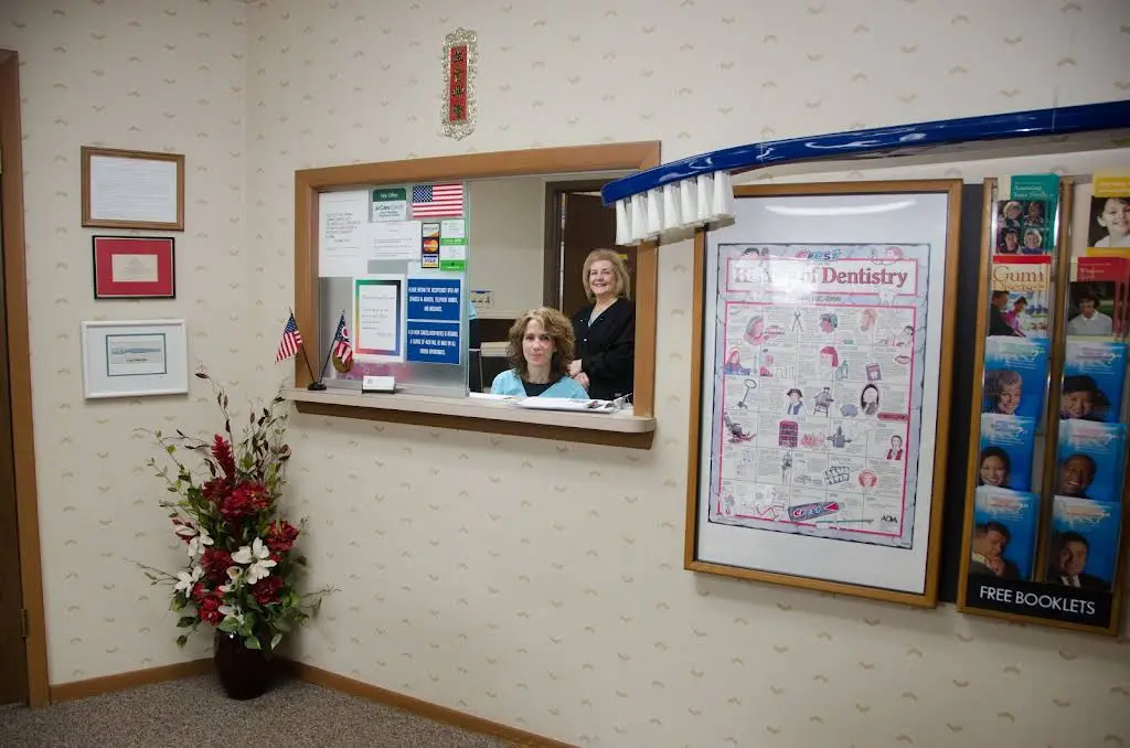 Lawrence C. Chen, DDS, Inc.