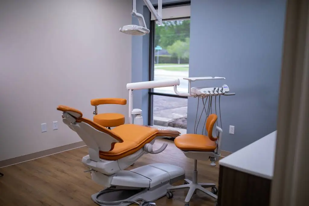 Revive Dental and Implant Center
