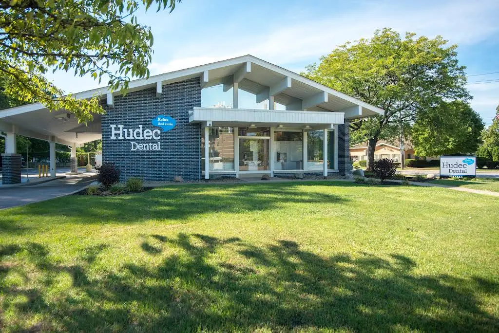 Hudec Dental