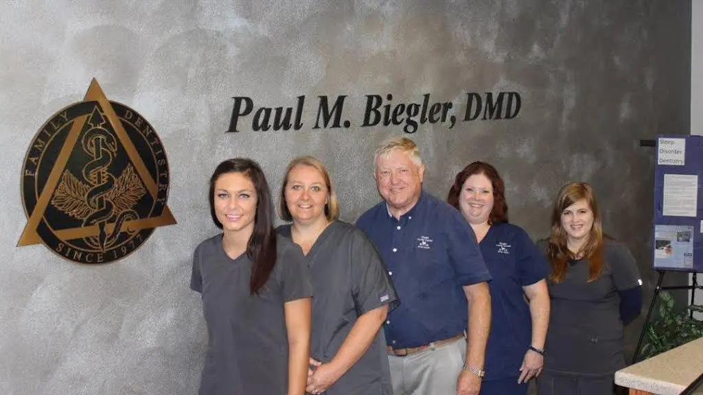 Biegler Dental - Professional dental clinic exterior with modern facilities