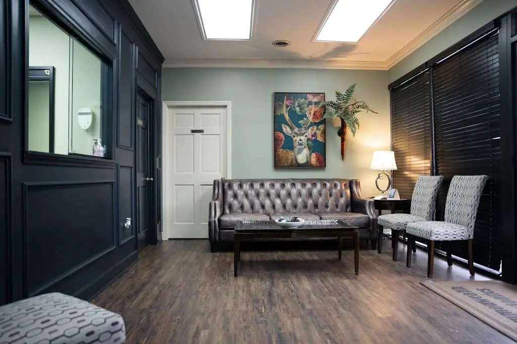 Commonwealth Periodontics and Implant Center