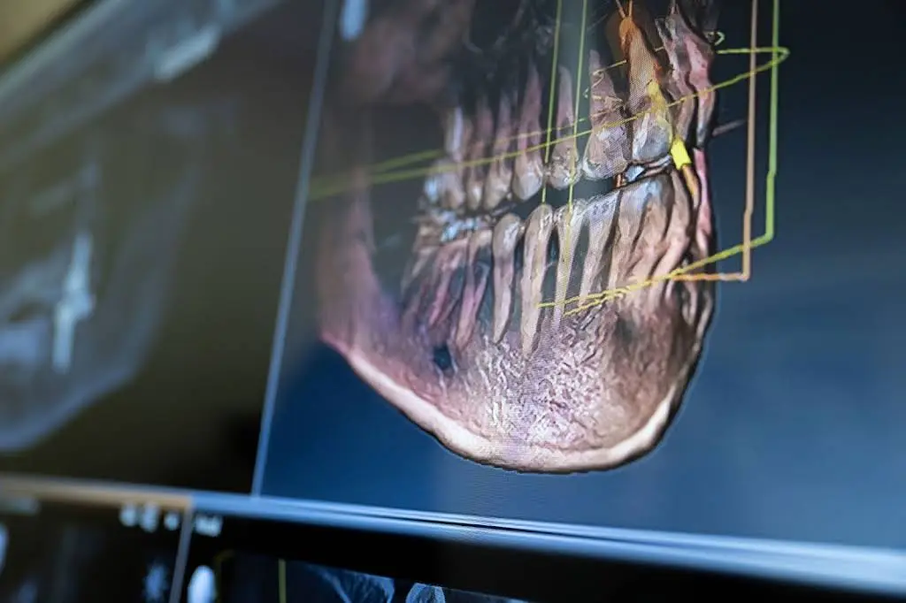 Commonwealth Periodontics and Implant Center