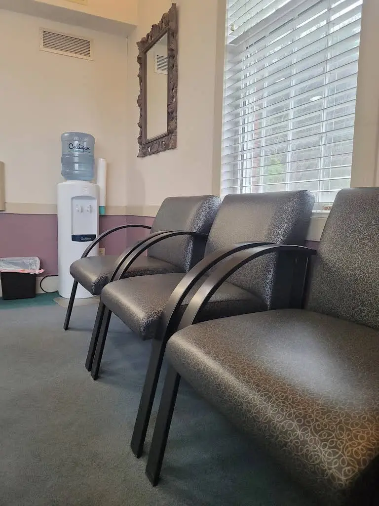 David M Pond DDS PC