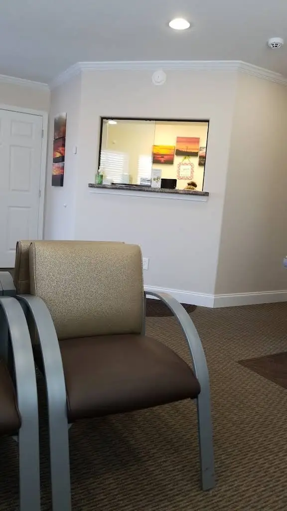 J Clint Hurley DDS