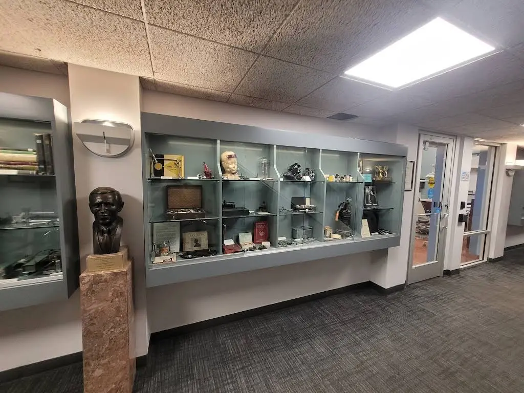 Saint Louis University - Center for Advanced Dental Education