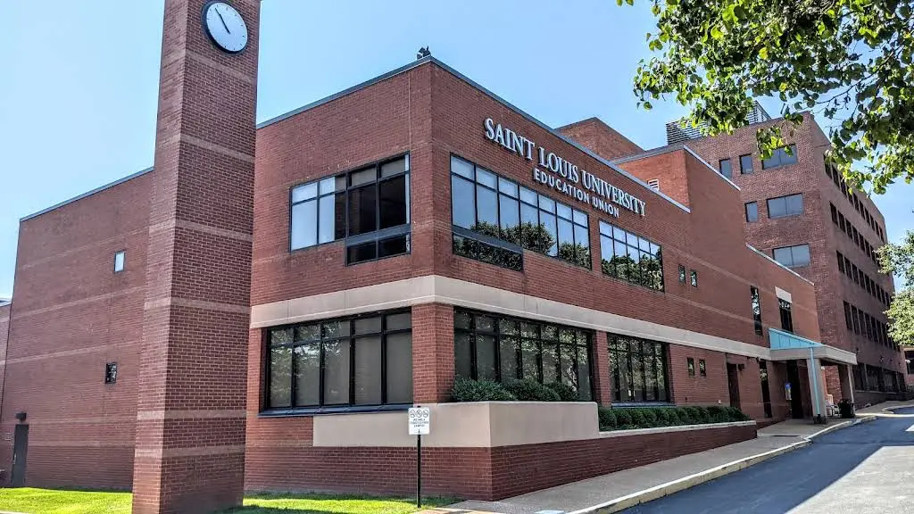 Saint Louis University - Center for Advanced Dental Education