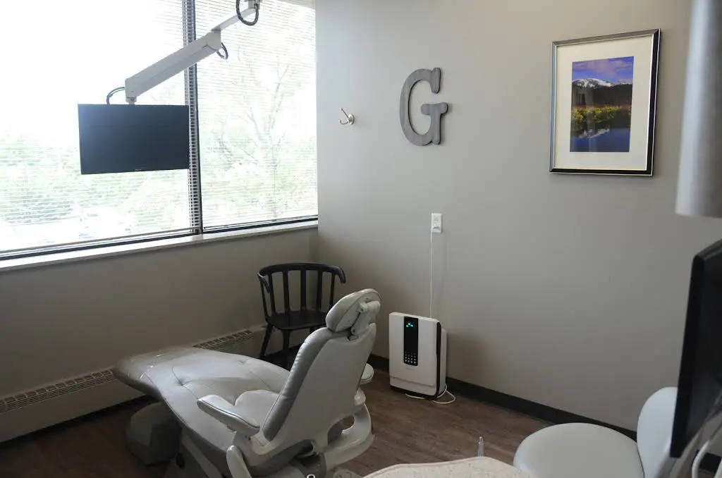 Gennaoui Rigden Family Dental