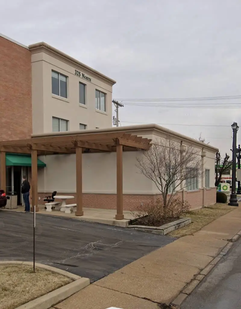 St. Louis Dental West - Victoria Q. Daugherty, DDS