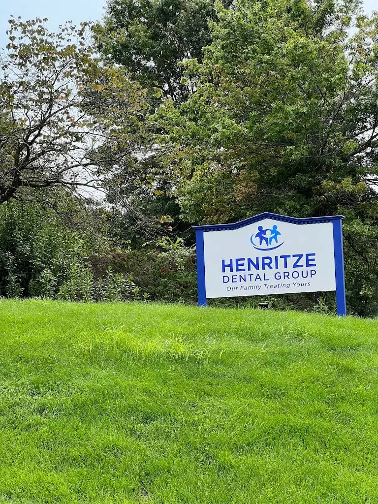 Henritze Dental Group - Hollins