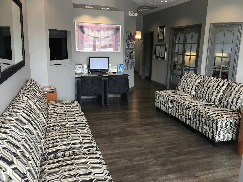 The Dental Center Gravois Bluffs