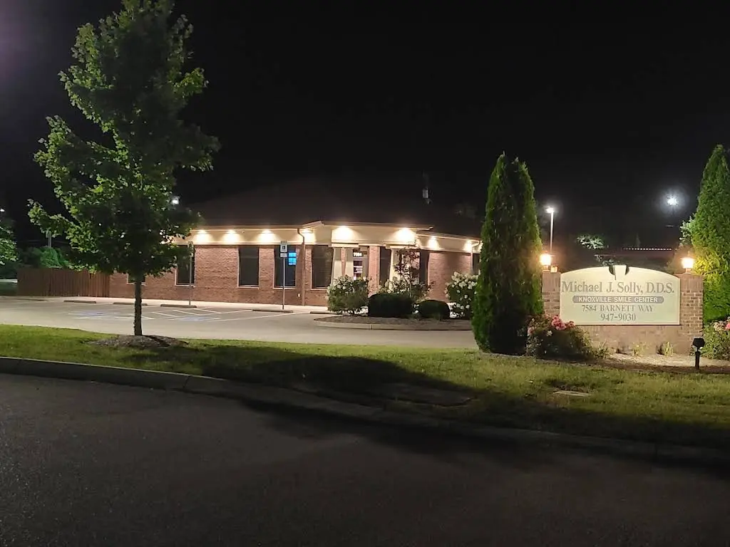 Knoxville Smile Center - Michael J Solly, DDS