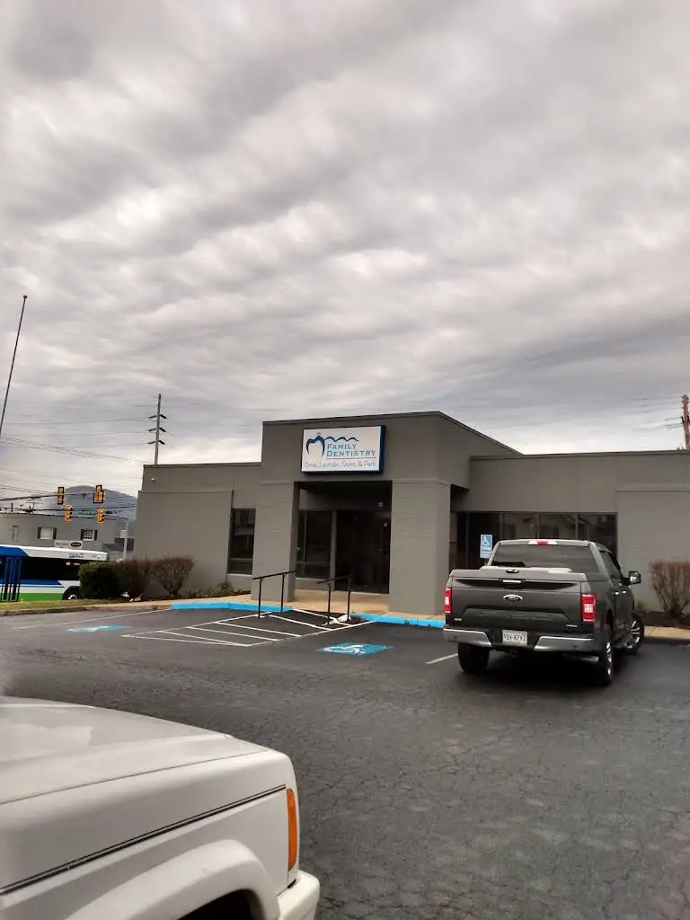 Cross, Lavinder, Quinn & Park Family Dentistry - Vinton