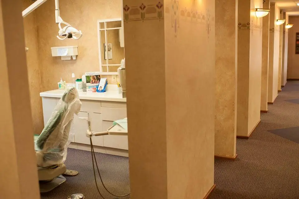 Roller and Johnson Family Dentistry