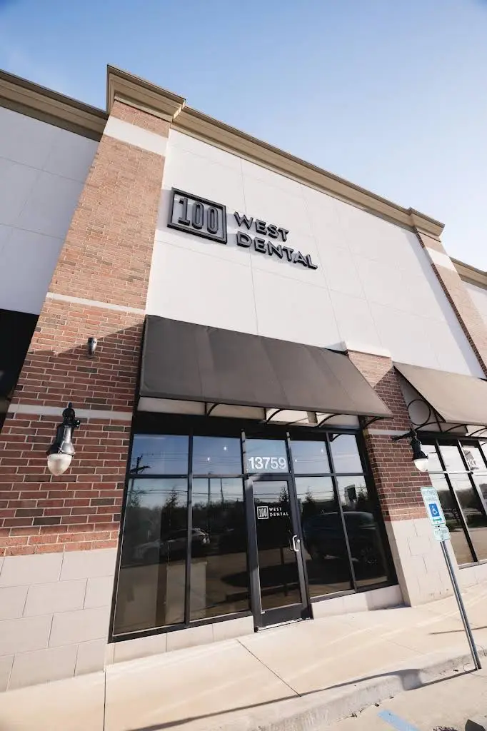 100 West Dental