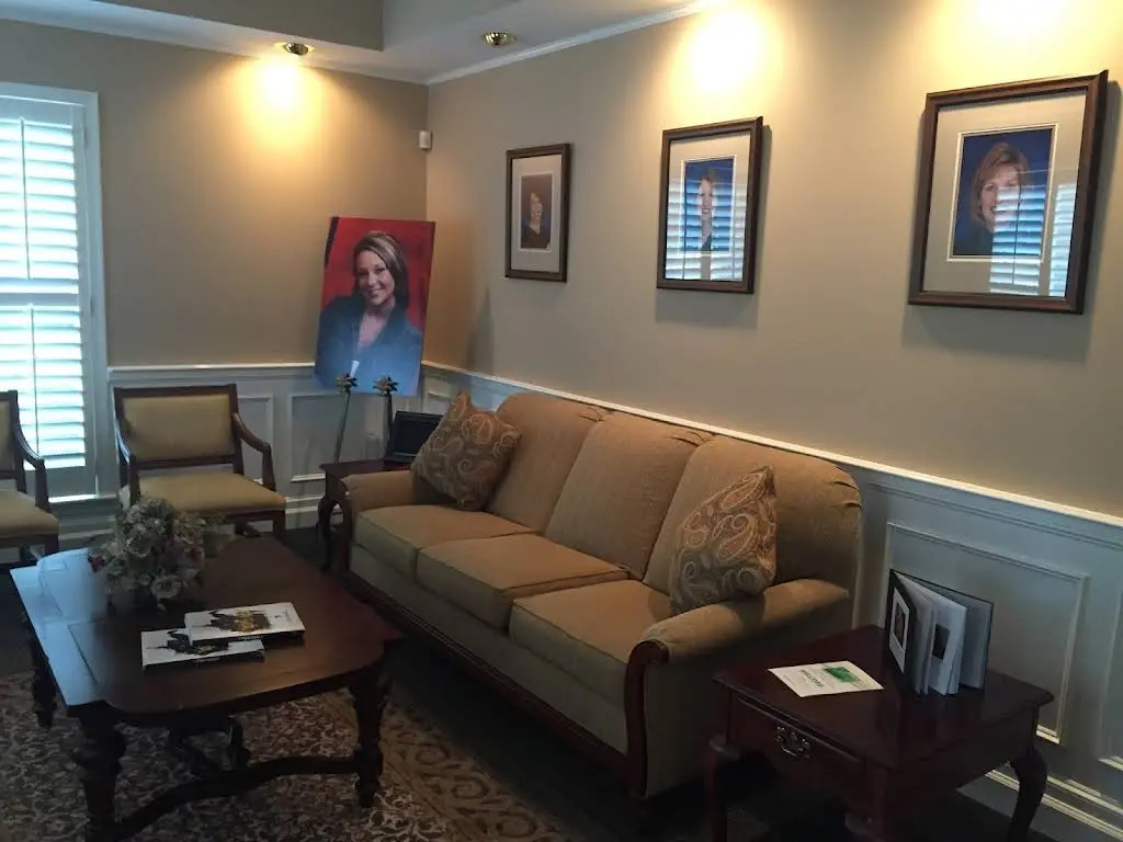 Smile Designs of the Shenandoah Valley: Kenneth L. Banks, DDS