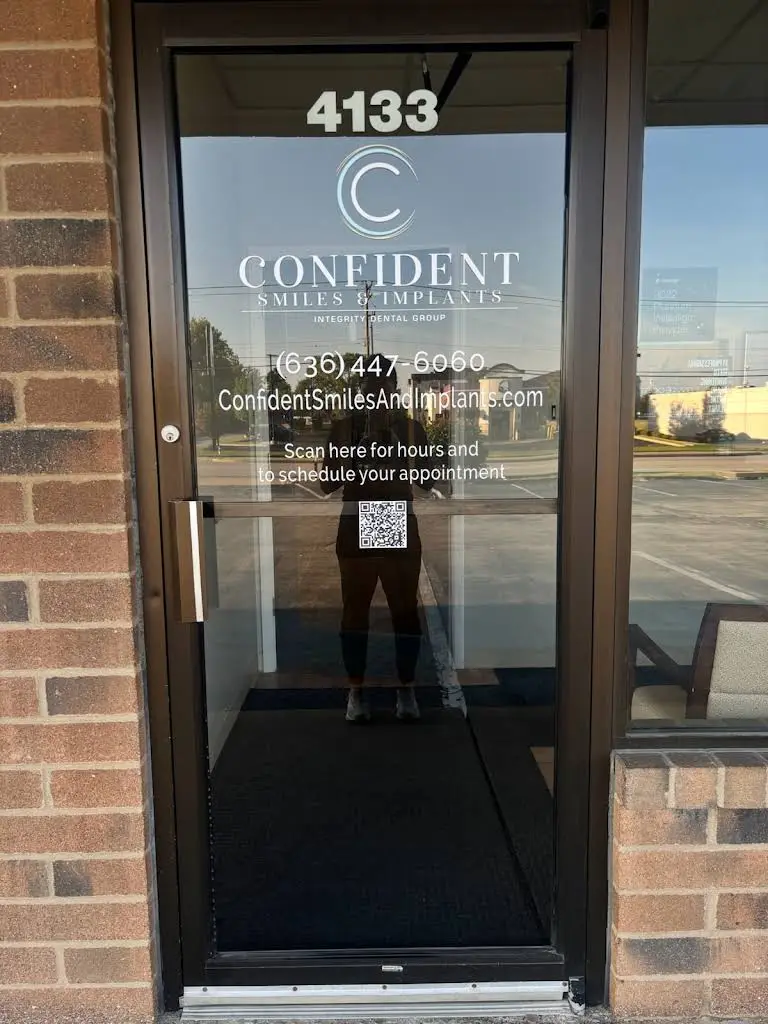Confident Smiles and Implants St. Peters