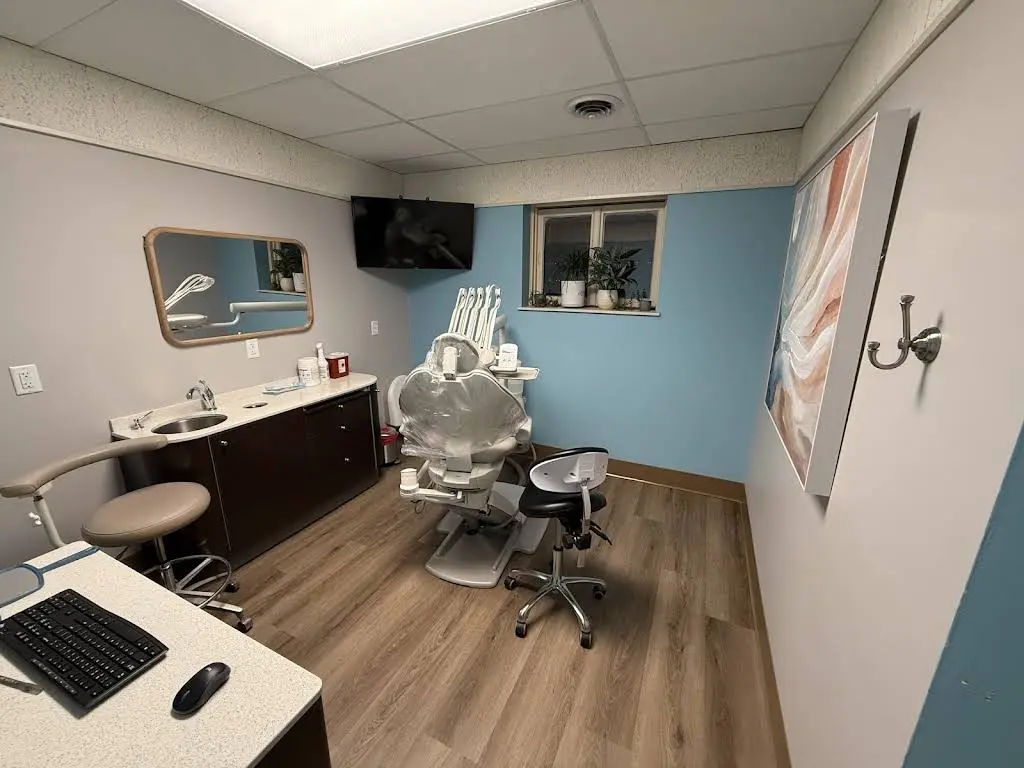 Legacy Dental Care: Brandon Cousins, DDS
