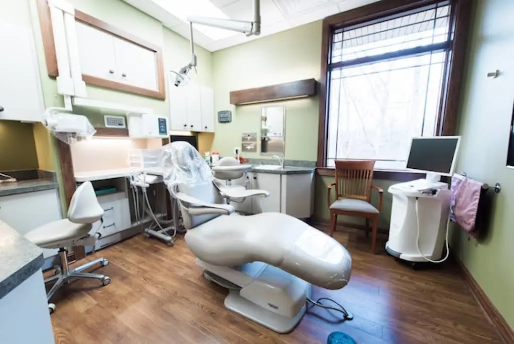 East Tennessee Periodontics LLC: Pamela Cain, DDS