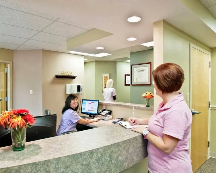 Rechtin Family & Cosmetic Dental Care