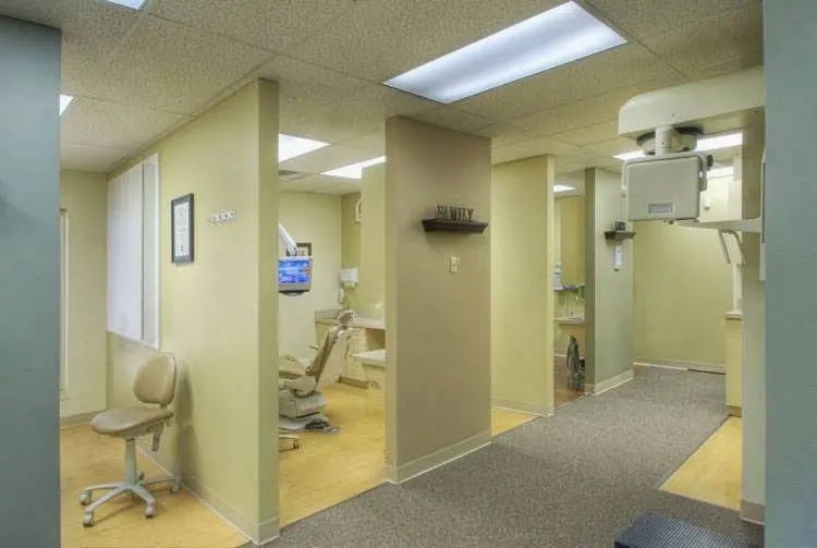 Rechtin Family & Cosmetic Dental Care