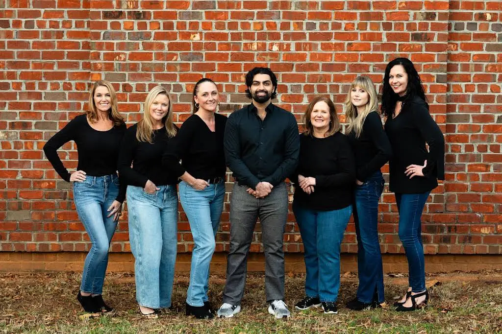Luna Dental