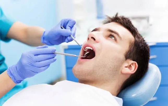 Kenneth R. Russell DDS, PA - Professional dental clinic exterior with modern facilities
