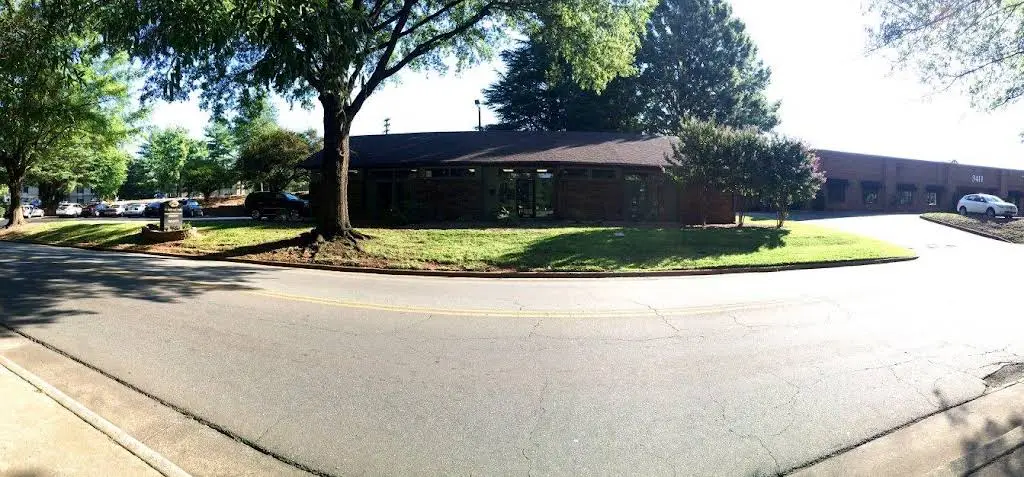 Pryor Dental - Professional dental clinic exterior with modern facilities