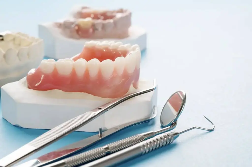 Claros Dental Smiles