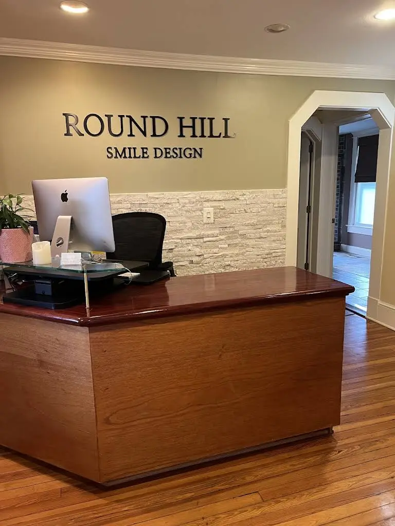 Round Hill Smile Design