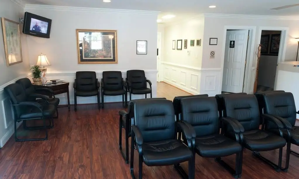 Lyndhurst Dental Associates