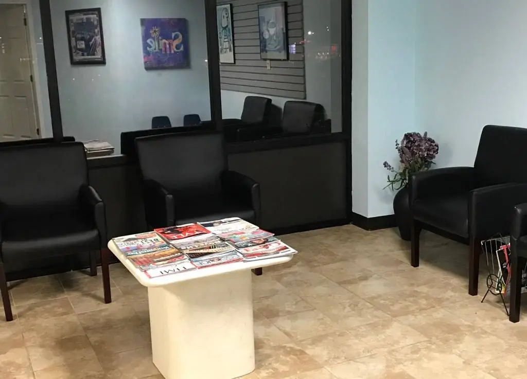 Smile N Style Dental - Dr. Vallerie B. Kee D.D.S.