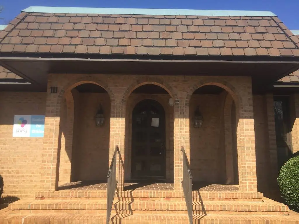 Lincoln Dental Services: Scott Cordell DDS