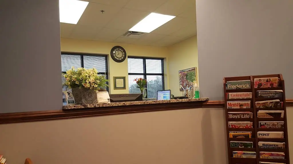 Dr Lori Andochick Dental