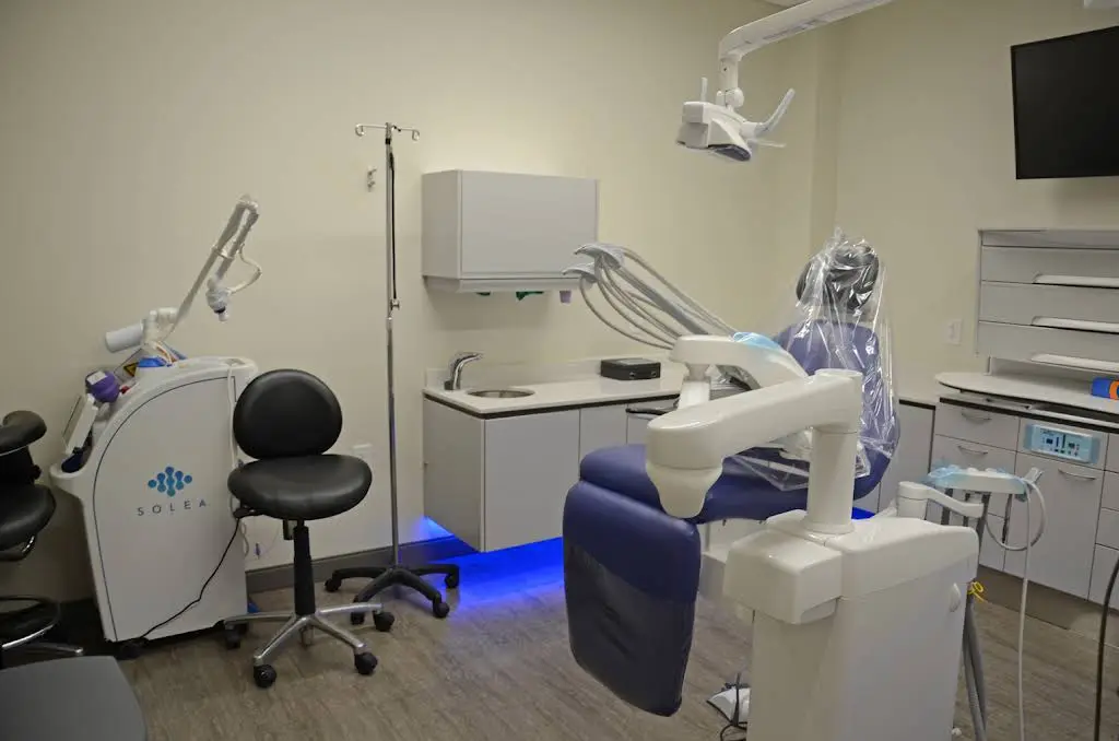 Davidson & Burr: Total Dental Care of Lake Norman