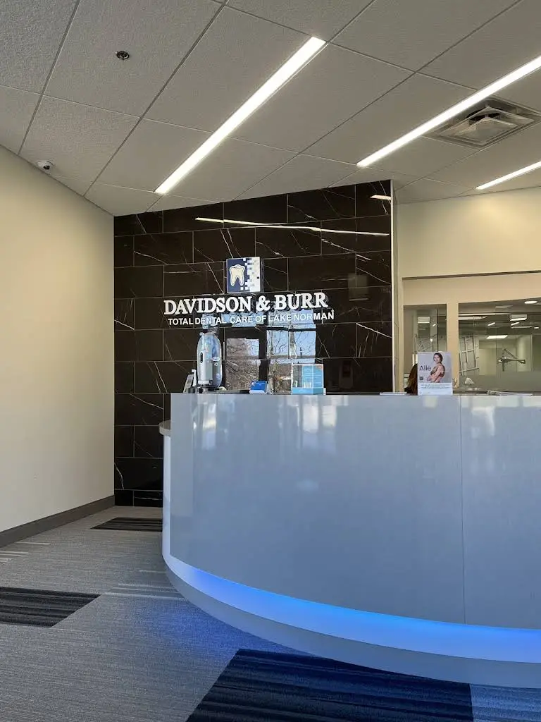 Davidson & Burr: Total Dental Care of Lake Norman