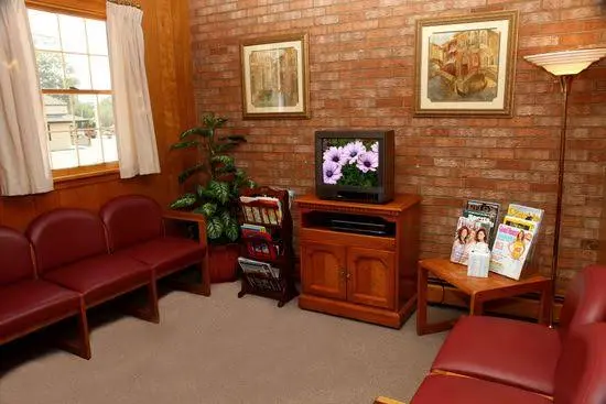 Daniel M Hamrick DDS