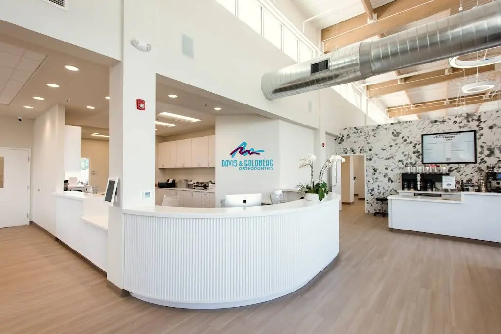 Davis & Goldberg Orthodontics