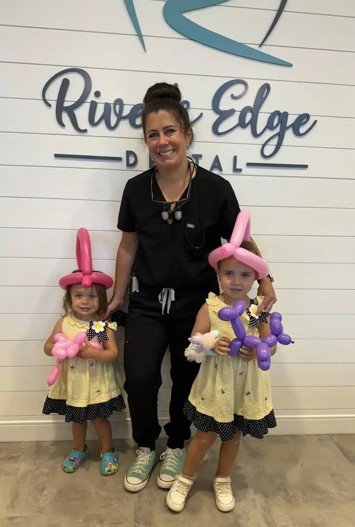 River's Edge Dental